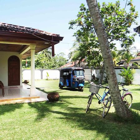 Villa Sweden Bentota Exterior photo